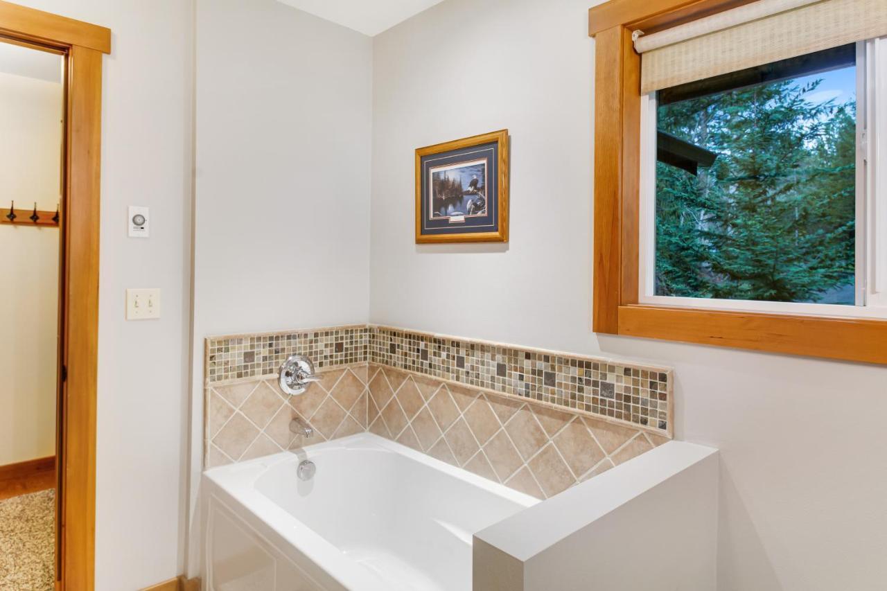 Buckhead Cabin Marrowstone Ngoại thất bức ảnh
